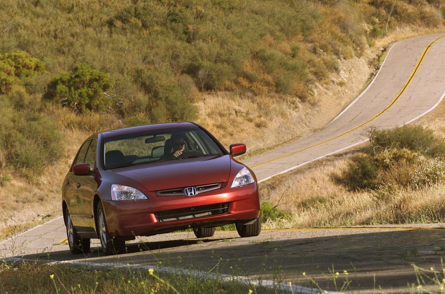  Honda Accord 2003 года  (US) (фото 3 из 43)